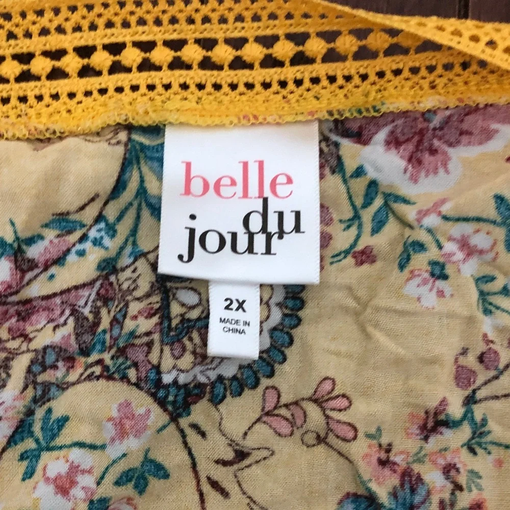 Belle Du Jour Floral Kimono with Yellow Trim - Picture 2 of 6